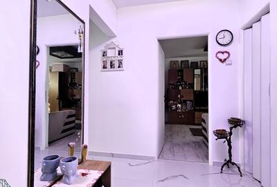Vanzare apartament 3 camere / Rahova / Al. Costinesti / etaj  2 /4  / comision 0 - 8