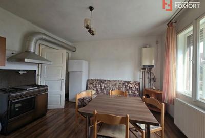 Casa de vanzare Parter + 2 Etaje |7camere | 350 mp utili | Zona UTA - 9