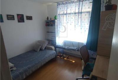S. BARNUTIU | 3 CAM | DECOMANDAT | 2 BAI | ANVELOPAT | PARTER INALT | BALCON | B - 6