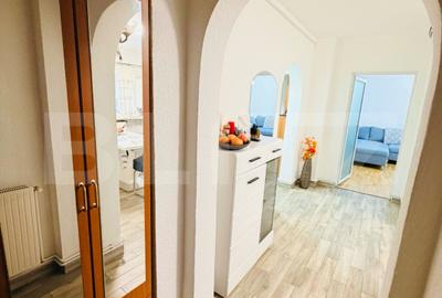 Apartament cu 3 camere, 2 bai, 2 balcoane, 2 locuri de parcare - zona Astra - 14