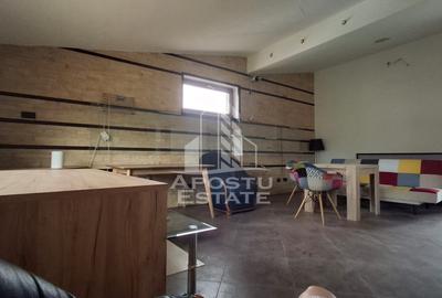 Spatiu comercial cu etaj, pentru activitati diverse - 1