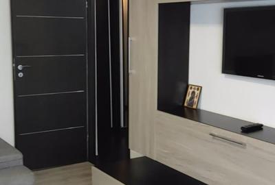 Inchiriere 2 camere,plan 2,linistit/luminos,decomandat,mobilat/utilat,2 Ac , - 4