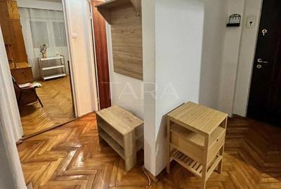 Apartament cu 3 camere decomandat, mobilat în Zorilor