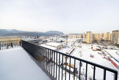 Penthouse cu 4 camere decomandat în Astra