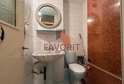 3 camere | etaj 2 | centrala proprie | zona excelenta | - 15