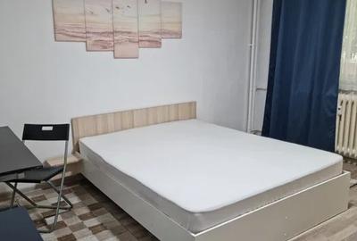 Garsoniera, decomandata, 42 mp, balcon, metrou, Costin Georgian - 1