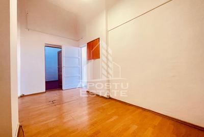 Spatiu Comercial - Zona UTA - 9