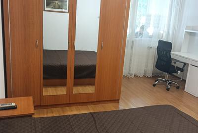 Dristor, garsoniera, metrou la 1 minut, etaj  1, mobilata - 2