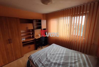 Garsonieră decomandată în Complex Studențesc
