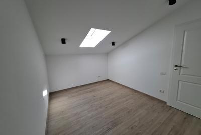 Apartament 4 Camere  in Vila , Centrala , Parcare , Totul Nou L352 - 10