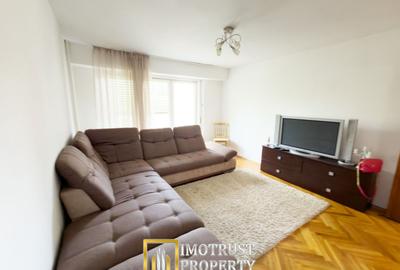 Apartament tip Samanta cu garaj de vânzare în zona Polivalentă - 1