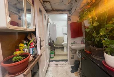 Casa de vanzare  curte propie cu garaj si loc parcare in fata casei - 4