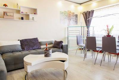 Apartament cu 3 camere în Brotăcei