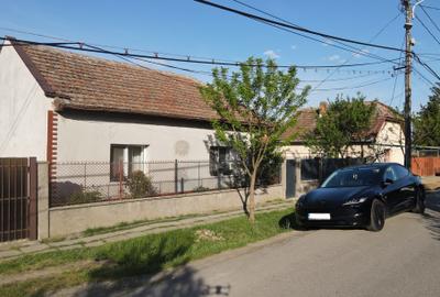 Casă individuală  (100 mp) + Teren Generos (710 mp) - Potențial dezvoltare - 1