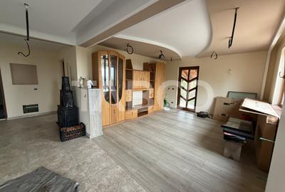 Casa cu potential de investitie 7 camere foisor 4 bazine de pesti - 4