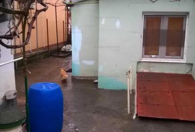 Intre Piata Mare si Victoriei 4 cam 105mp utili,  teren 277 mp deschidere 8m - 3