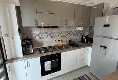 Apartament cu 3 camere  de vânzare, 62 mp, zona Sub Cetate! - 2