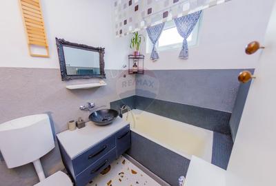 Apartament cu 3 camere de vanzare Victor Babeș etaj 1 - 8