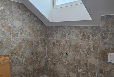 Vand apartament de 3 camere,cu 2 locuri de parcare situat in Turnisor,str.Bieltz - 3