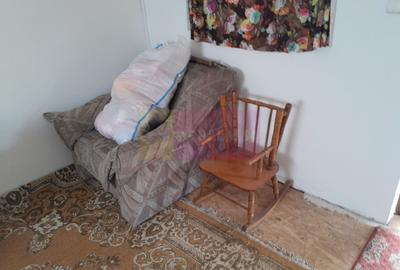 BARCANESTI -  casa +curte+teren 16k mp - 50