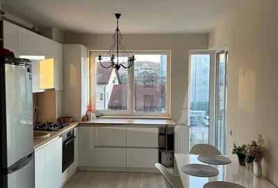 Apartament cu 2 camere semidecomandat în Bună Ziua