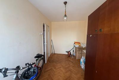 Apartament 3 camere, decomandat zona Progresu - 12
