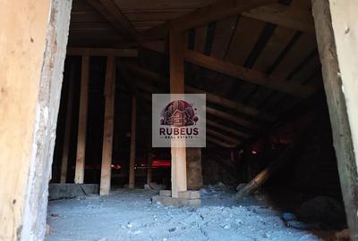 Casa cu personalitate in Calomfirescu – spatiu, liniste si teren gener - 35