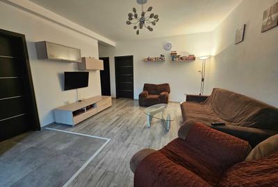 Apartament cu 3 camere decomandat, mobilat în Arhitecților - Calea Cisnădiei
