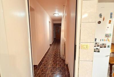 Vilă Spațioasă cu 5 Camere - 360.000 euro- Zona Girocului - 19