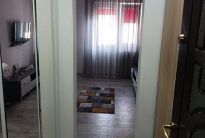 Ocazie!!!Apartament 2 camere de închiriat – Piața Sudului / Olteniței- 400 Euro - 5