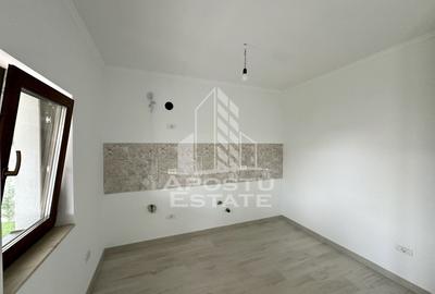 Jumatate de duplex de vanzare, despartit, Dumbravita - 5