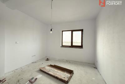 Duplex cu 4 camere de vanzare in localitatea Sacalaz - 8