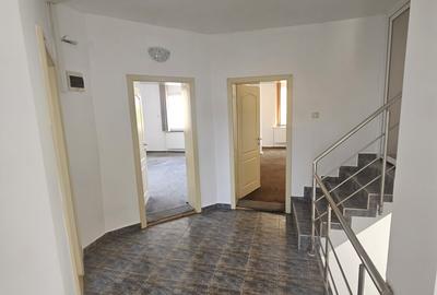 Ocazie! Casa individuala 400 mp utili, pentru locuit, birou sau hostel, Gruia! - 11