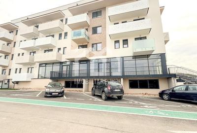 Spatiu comercial de inchiriat, Vitrina, 93mp,  Apahida - 1