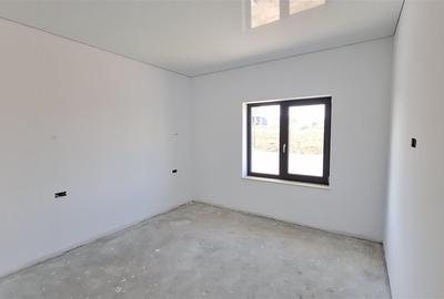 Casa Breazu,4 camere,2 bai,Teren 450mp,Incalz Pard,Dressing,Placa,Pod - 13