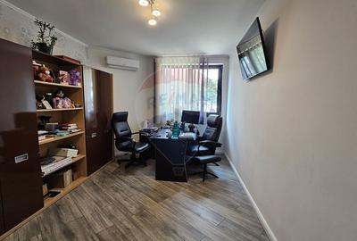 Casă / Vilă cu 7 camere si teren 1000 mp în zona Centrala-Suceava - 55