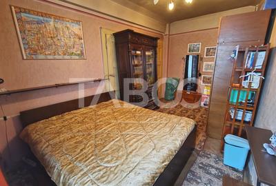 Apartament decomandat cu 3 camere pe strada Tribunei - Comision 0 - 5