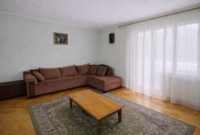 Apartament cu 3 camere, 2 băi, 3 balcoane, str Rapsodiei!