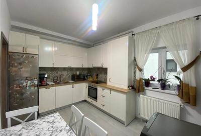 Apartament 3 camere 2 bai  balcon si parcare privata zona Tineretului - 5
