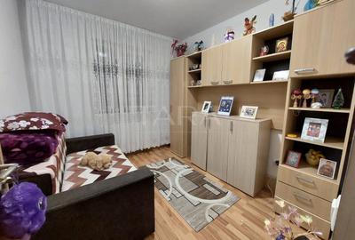 Apartament cu 3 camere de vânzare în zona Luxor - 2