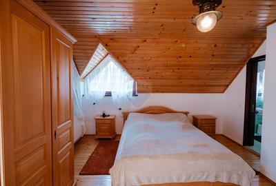 Vilă cu 6 camere, teren de 1000mp, într-un resort montan privat - 16