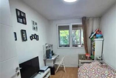 Apartament de 4 camere Titan Metrou Parc Scoala 195 Policlinica - 2