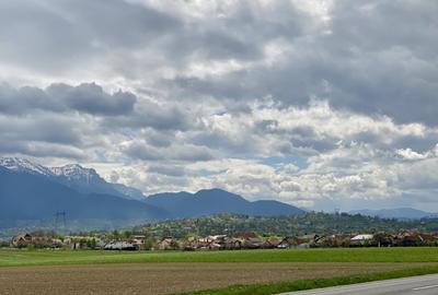 Teren plat P +4 Bran, panoramic munti, DN73, toate utilitatile - 1