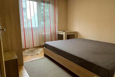 Inchiriez apartament 3 camere, decomandat, ultracentral, etaj 3/10 Bd. Magheru O - 3