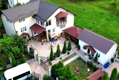 Casa 4 camere, anexe, recent renovata, foisor, teren 781mp, Izvoru, DB - 4