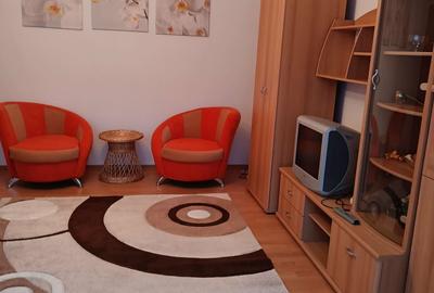 Inchiriez apartament 1 camera - 2