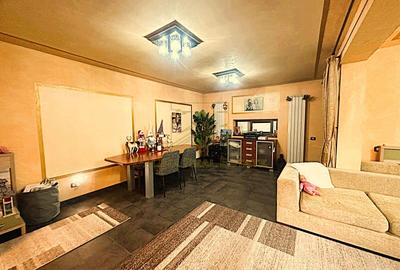 Casă individuală cu 7 camere în Otopeni