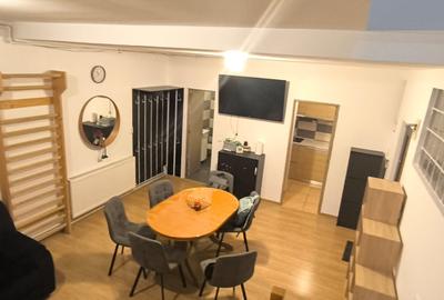 Apartament cu 3 camere semidecomandat în Central