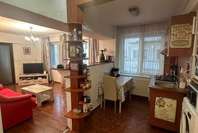 Apartament 2 camere ultracentral, 50 mp, Str. Batiști, etaj 4/8 - 1