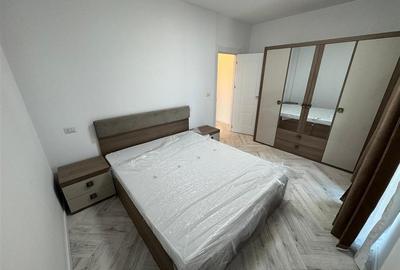 Apartament cu 2 camere decomandat, mobilat în Central